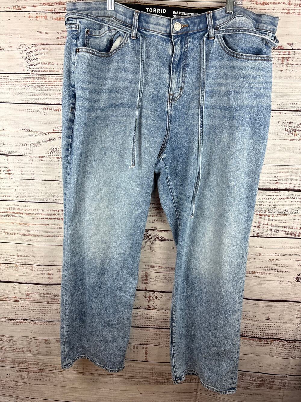 Torrid High Rise Baggy Straight Leg Classic Denim Blue Jeans Belted Womens Sz 20